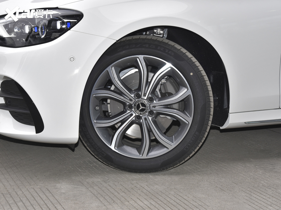 2022YE Ŀ E 300 L \F