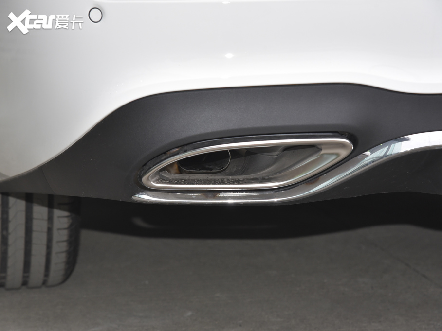 2022YE Ŀ E 300 L \F