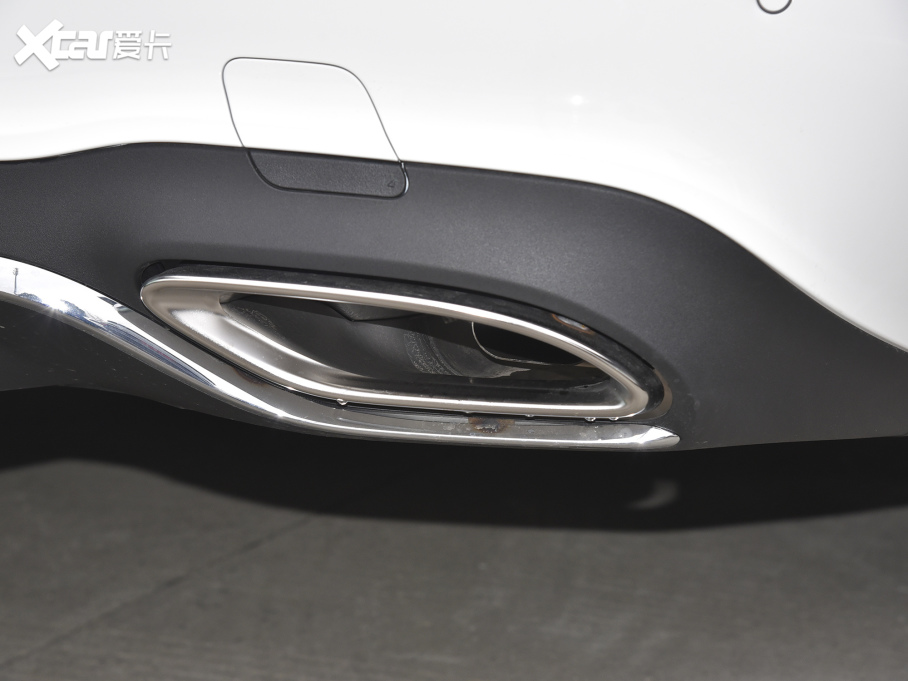 2022YE Ŀ E 300 L \F