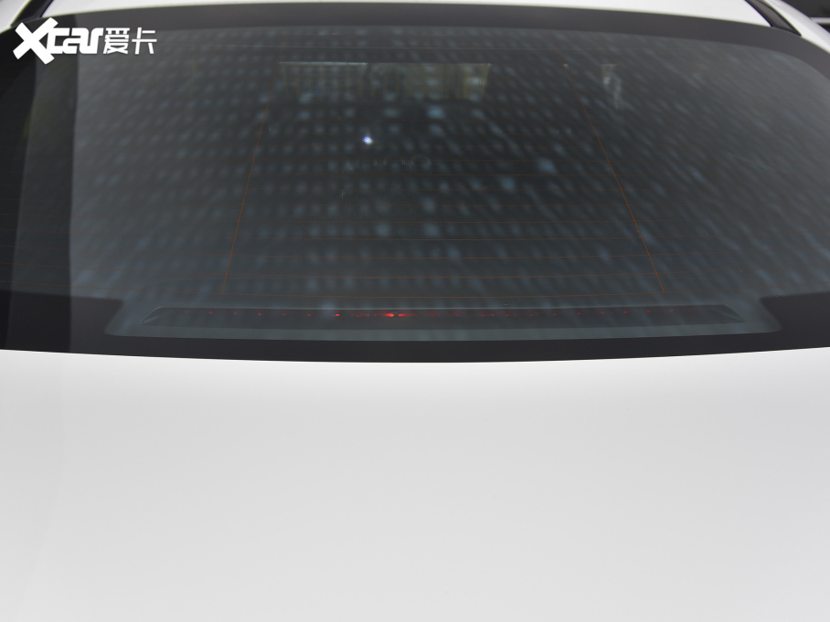 2022YE Ŀ E 300 L \F