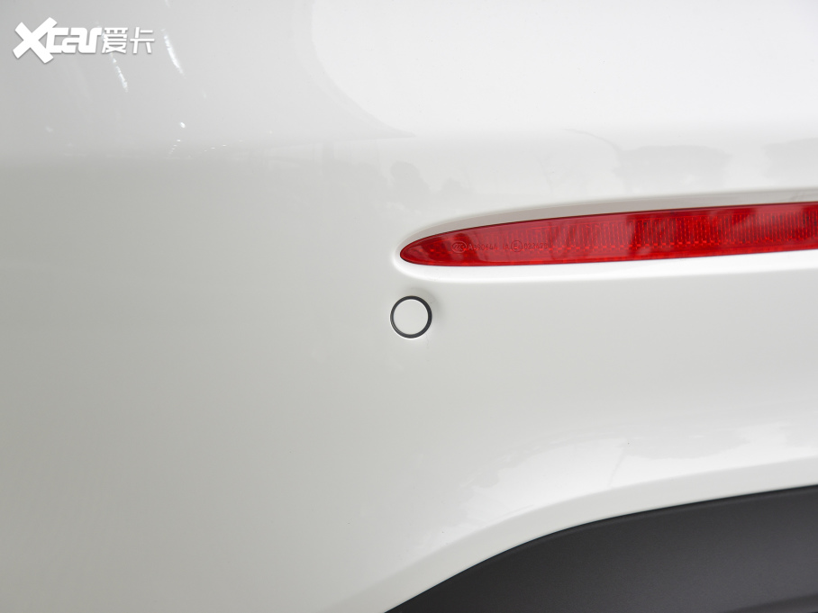 2022YE Ŀ E 300 L \F