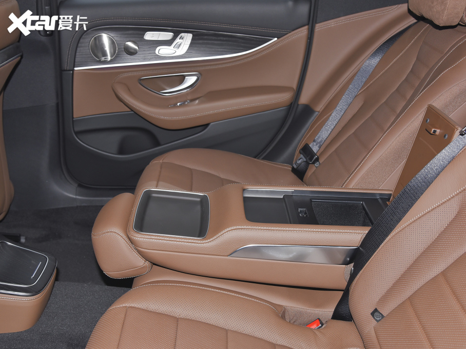 2022YE Ŀ E 300 L \F