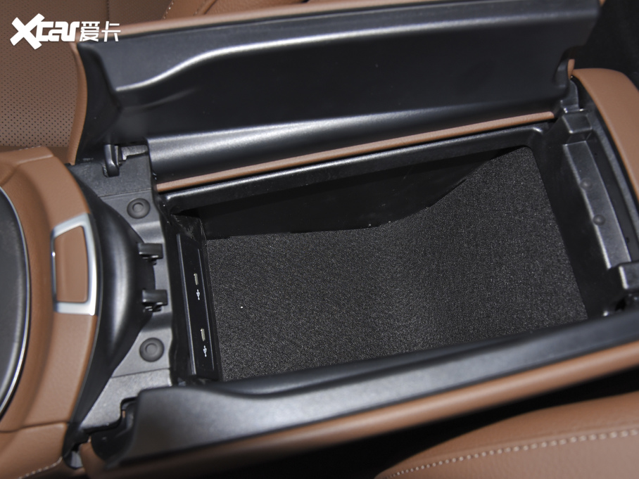 2022YE Ŀ E 300 L \F