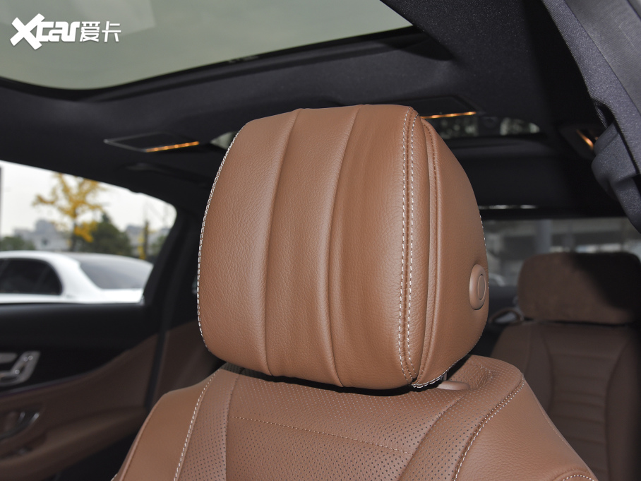 2022YE Ŀ E 300 L \F