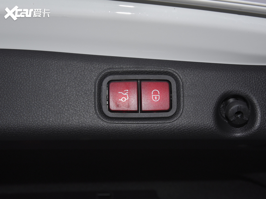 2022YE Ŀ E 300 L \F