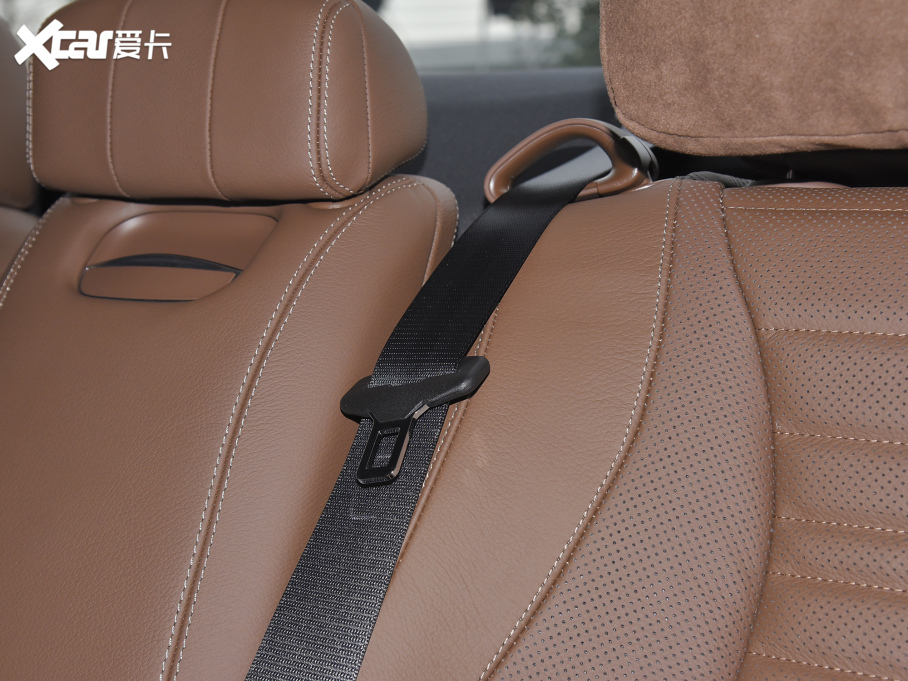 2022YE Ŀ E 300 L \F