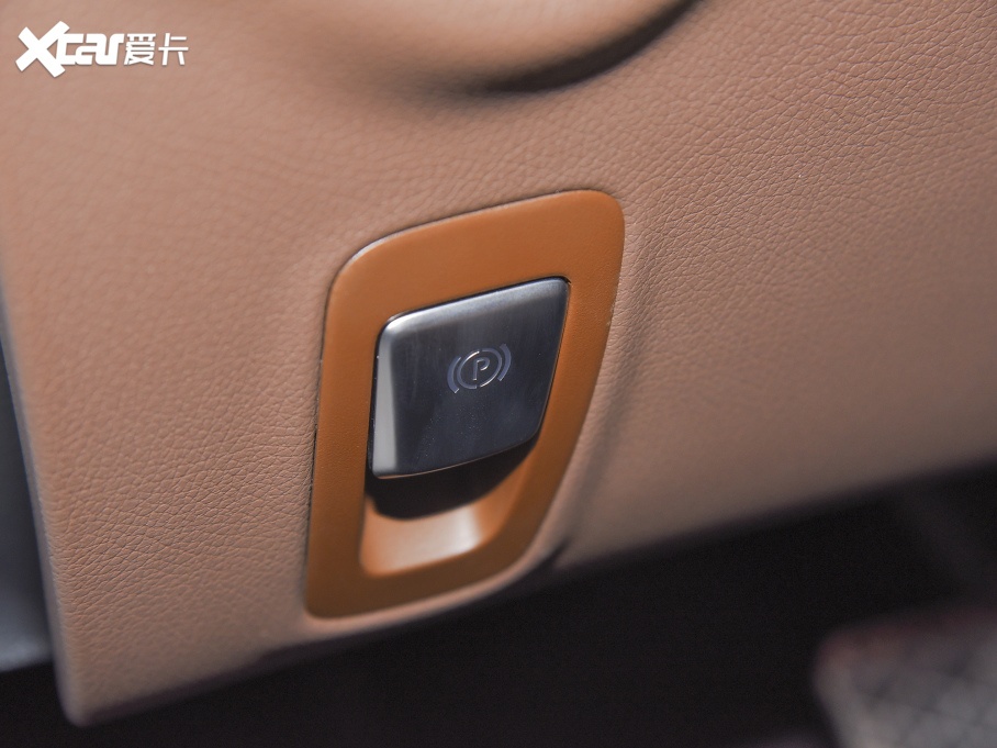 2022YE Ŀ E 300 L \F