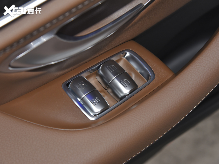 2022YE(j) Ŀ E 300 L \(yn)(dng)F