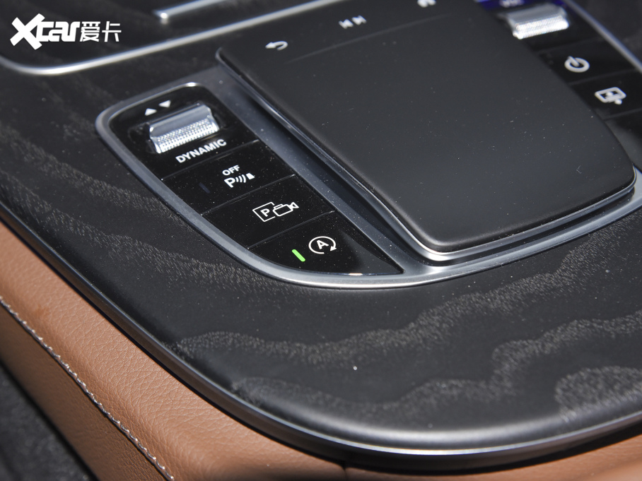 2022YE Ŀ E 300 L \F