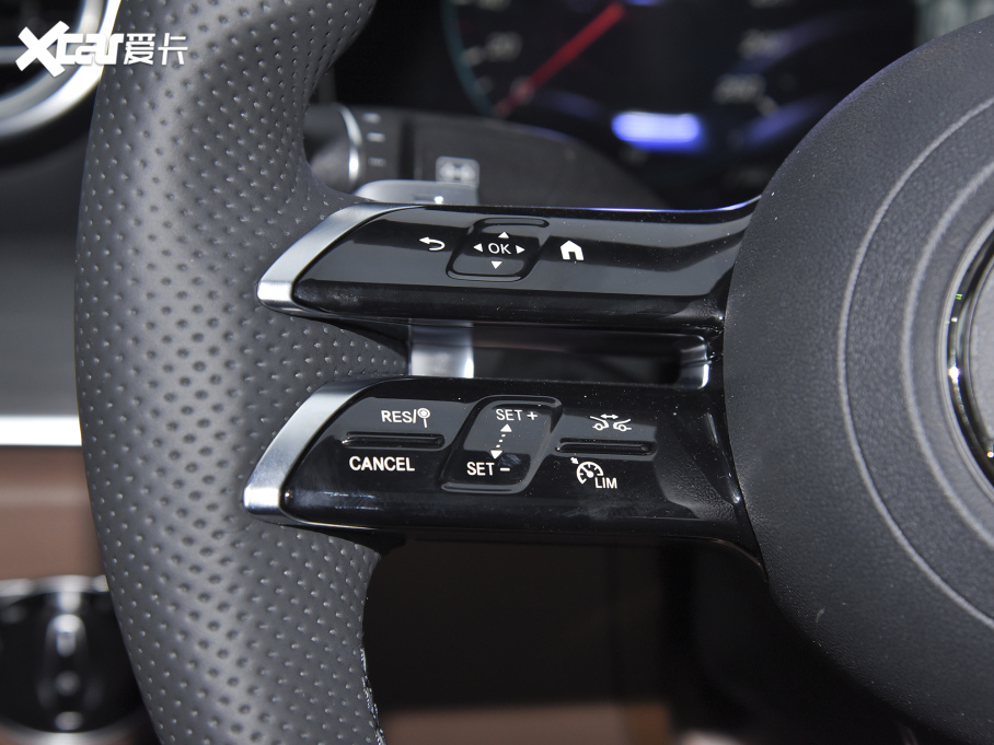 2022YE Ŀ E 300 L \F