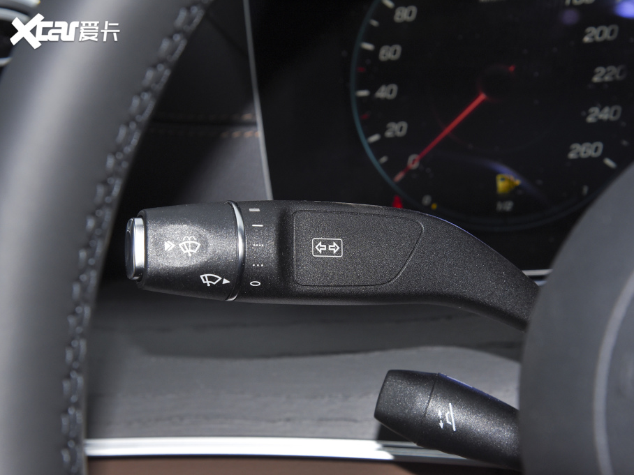 2022YE Ŀ E 300 L \F