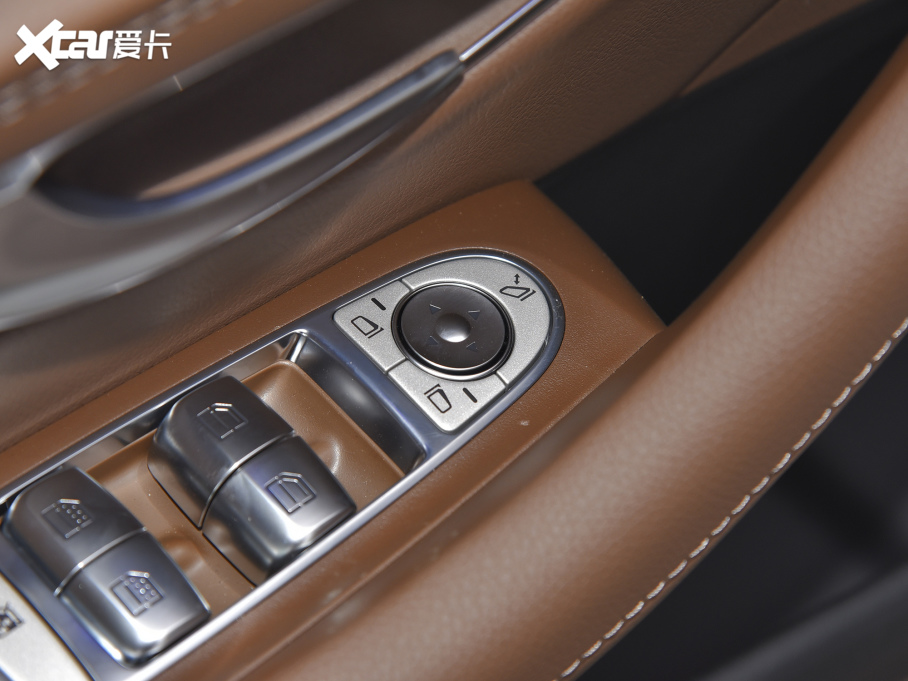 2022YE Ŀ E 300 L \(yn)F