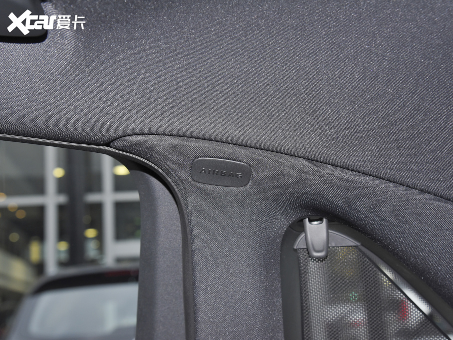 2022YE Ŀ E 300 L \F