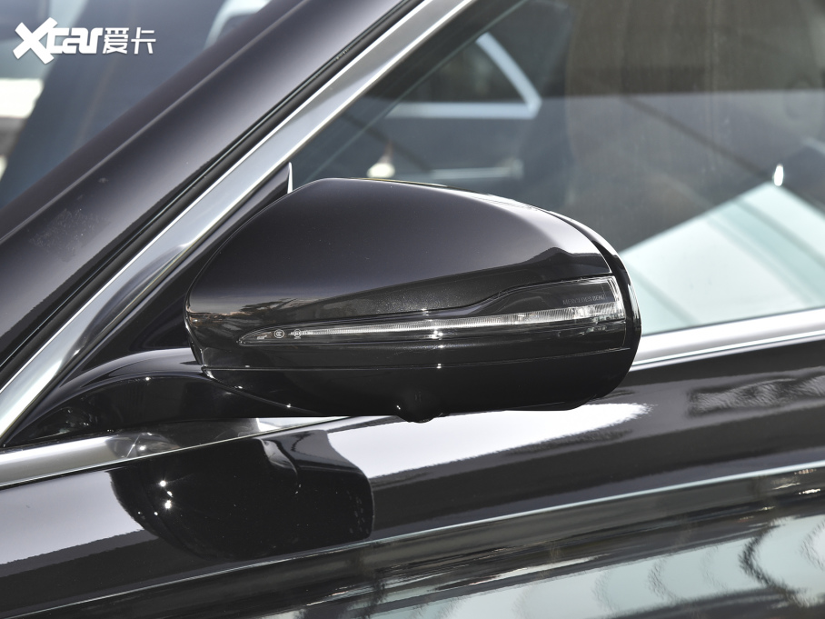 2022YE Ŀ E 300 L F