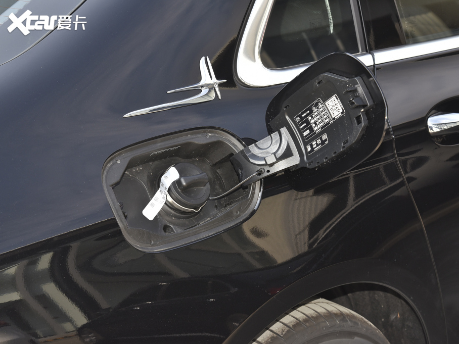 2022YE Ŀ E 300 L F