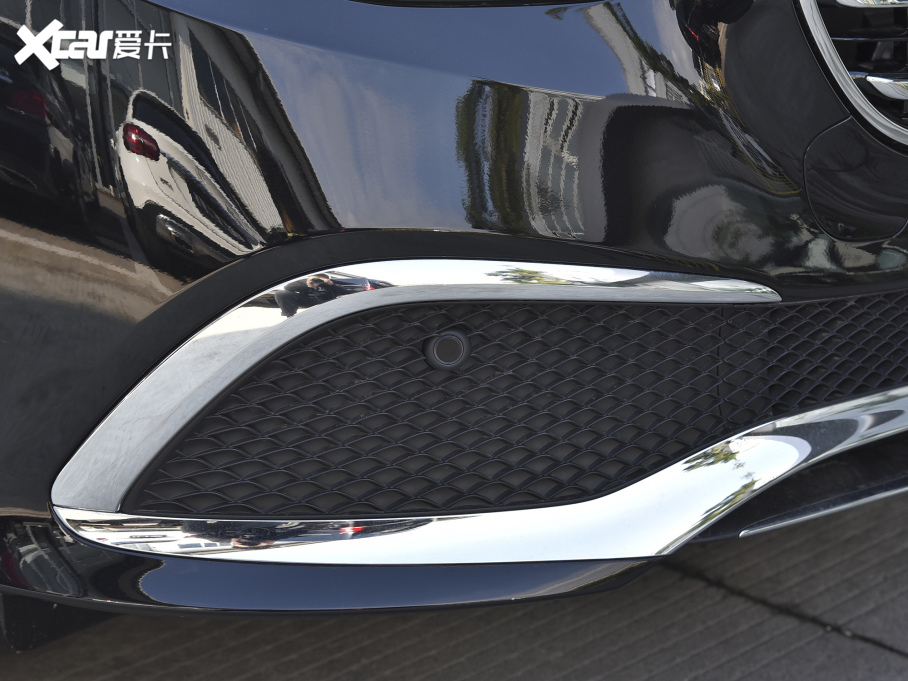 2022YE Ŀ E 300 L F