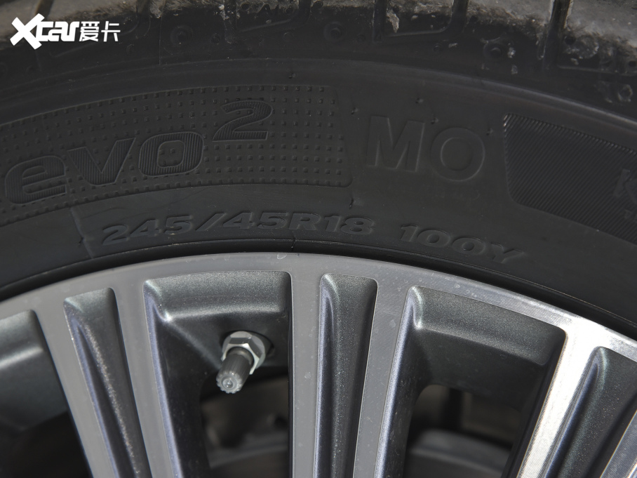 2022YE Ŀ E 300 L F