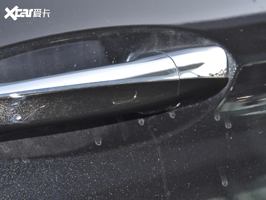 2022YE Ŀ E 300 L F