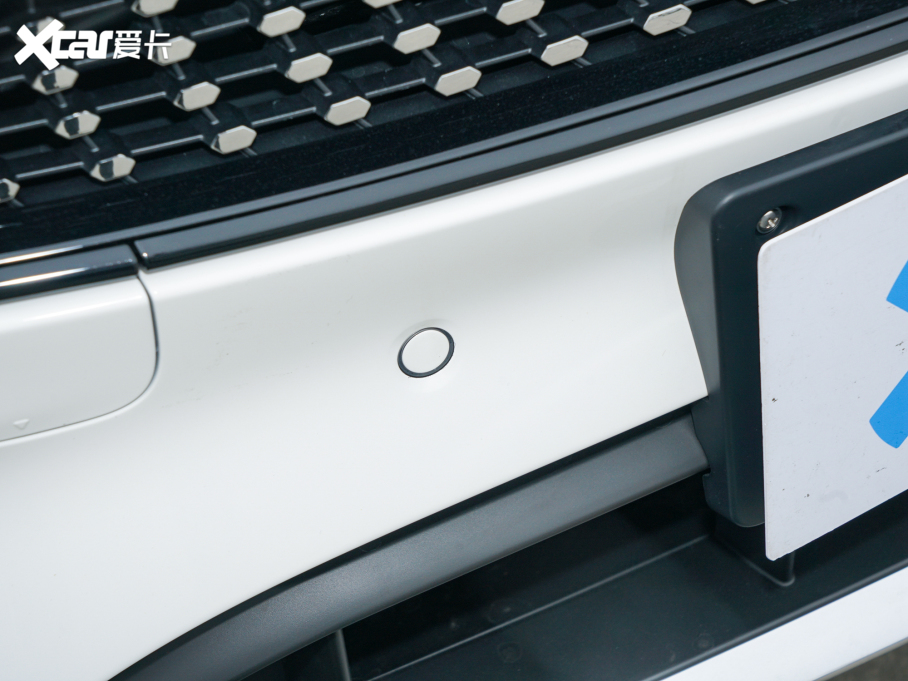 2022��YE�� �Ŀ� E 300 L �\�ӕr����