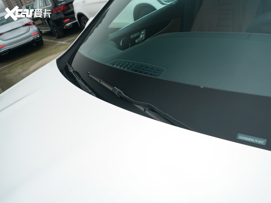 2022YE Ŀ E 300 L \ӕr