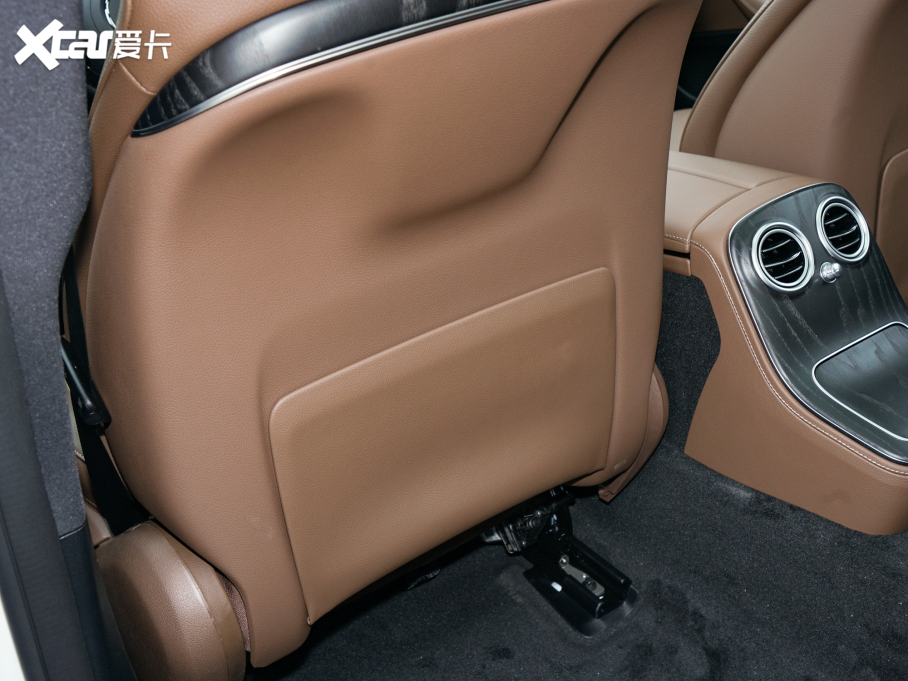 2022YE Ŀ E 300 L \ӕr