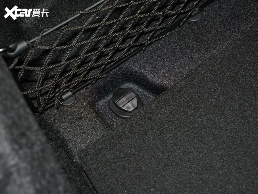 2022YE Ŀ E 300 L \ӕr