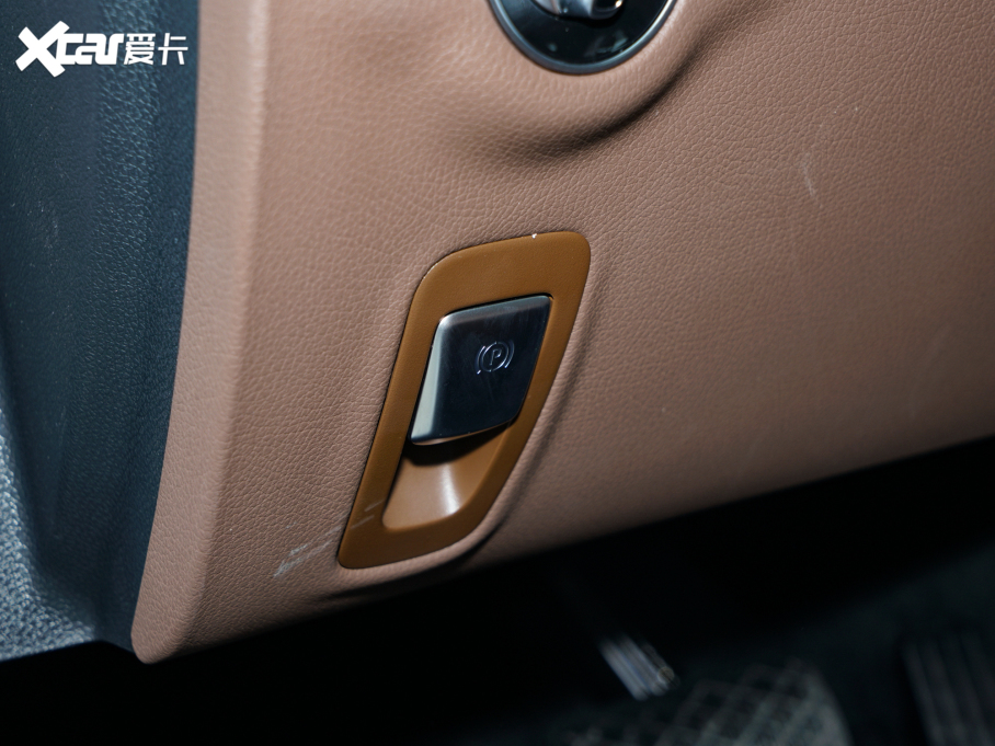 2022YE Ŀ E 300 L \ӕr