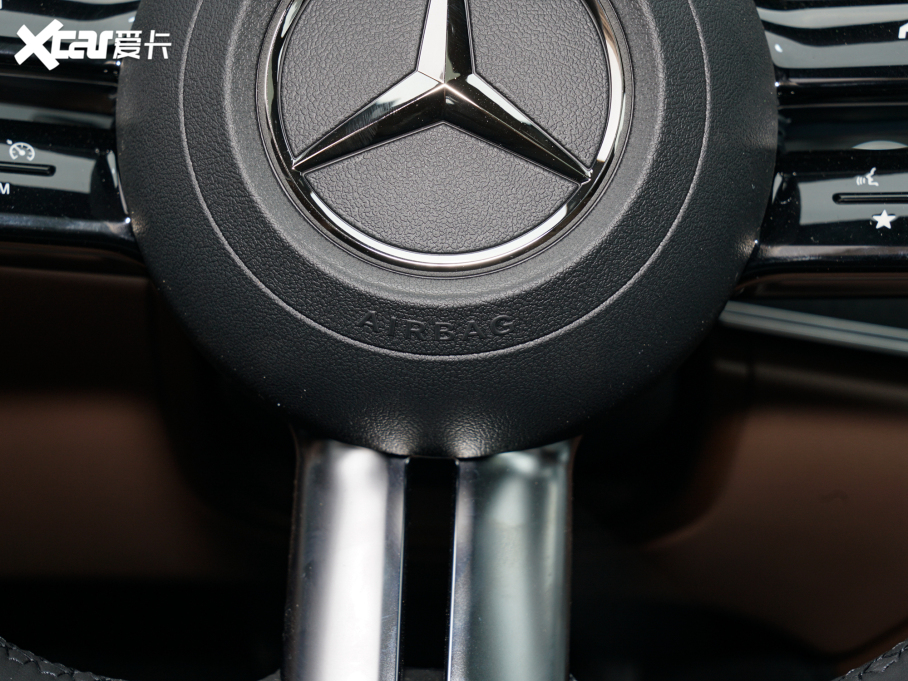 2022YE Ŀ E 300 L \ӕr