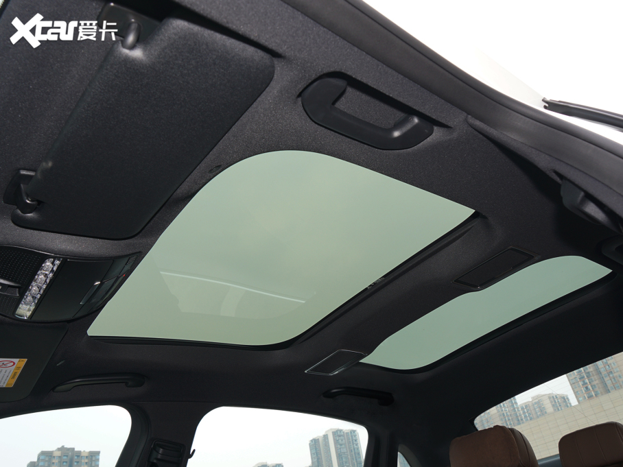 2022YE Ŀ E 300 L \ӕr