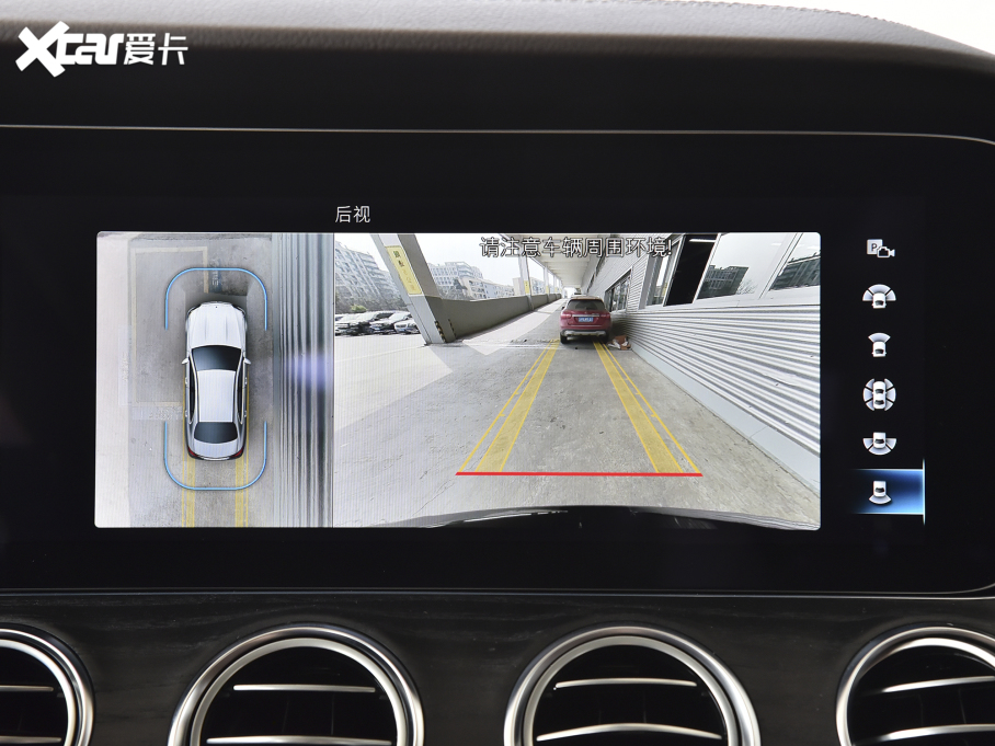 2022YE Ŀ E 300 L A