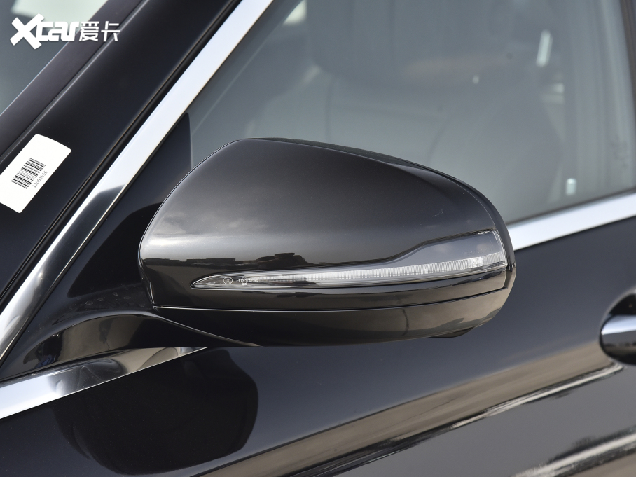 2022YE Ŀ E 260 L \