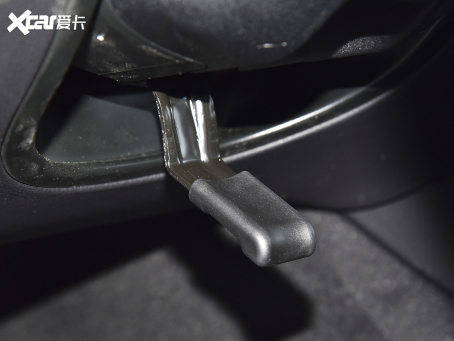 2022��YE�� �Ŀ� E 260 L �\(y��n)����