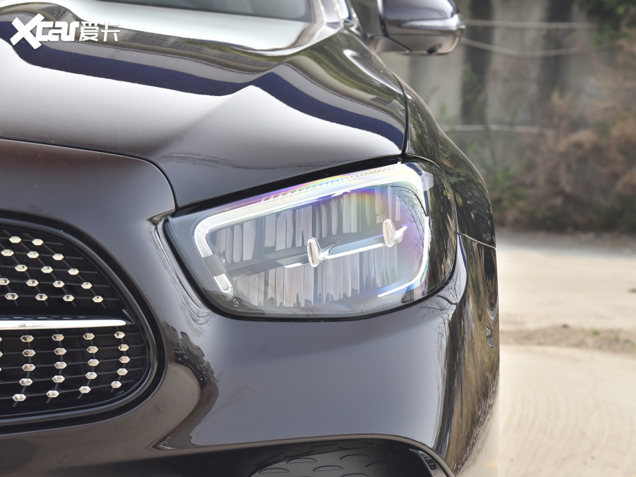 2022YE Ŀ E 300 L \ӺA