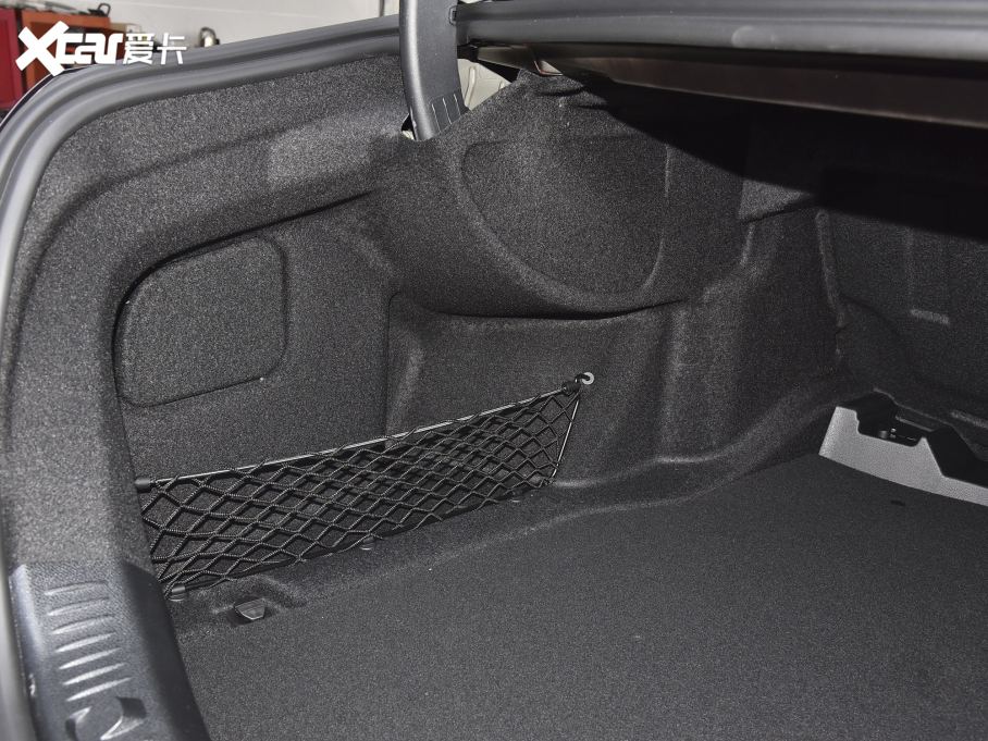 2022YE Ŀ E 300 L \ӺA