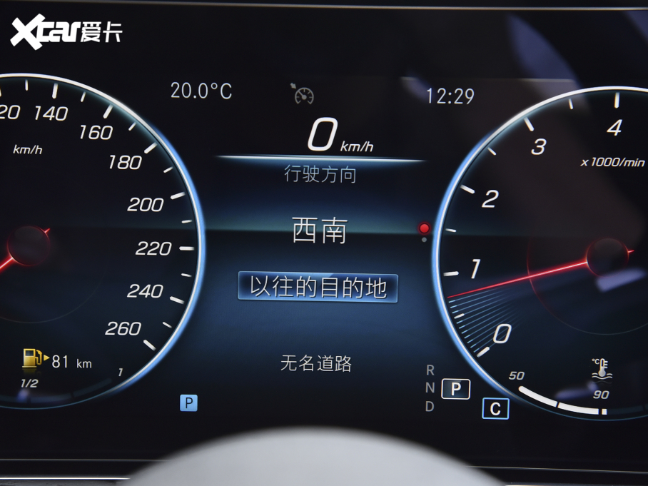 2022��YE�� �Ŀ�� E 300 L �\�Ӻ��A��