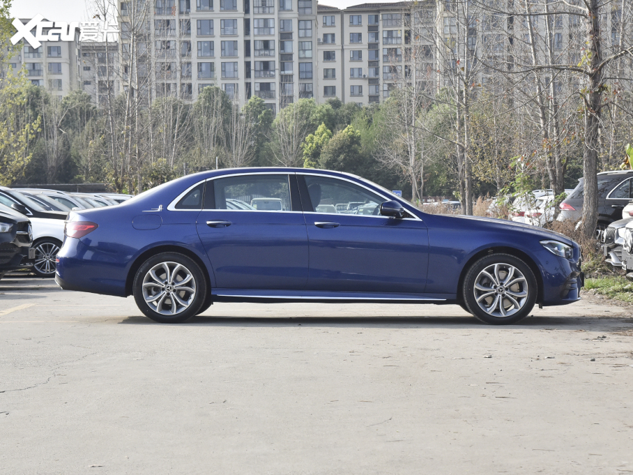 2022YE Ŀ E 300 L \ӕr