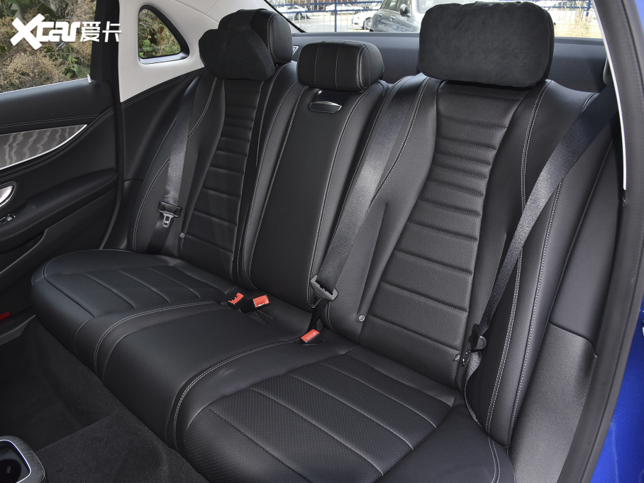 2022YE Ŀ E 300 L \ӕr