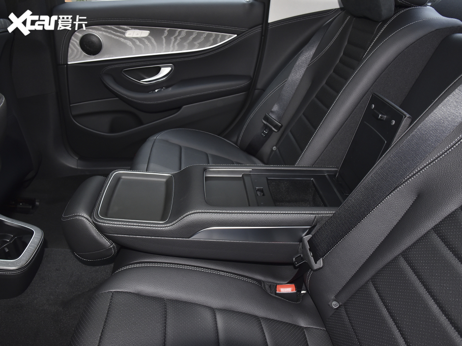 2022YE Ŀ E 300 L \ӕr