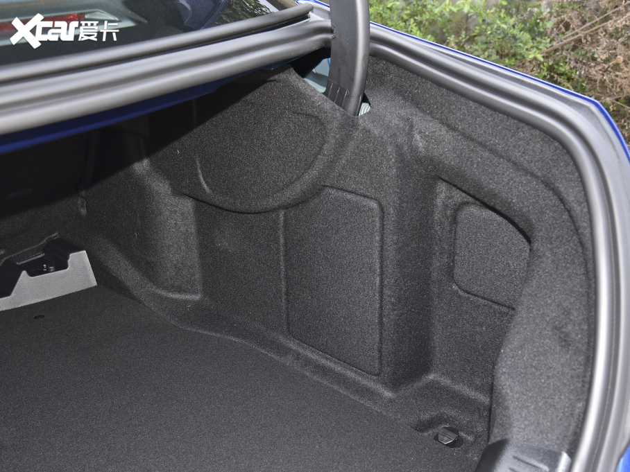 2022YE Ŀ E 300 L \ӕr