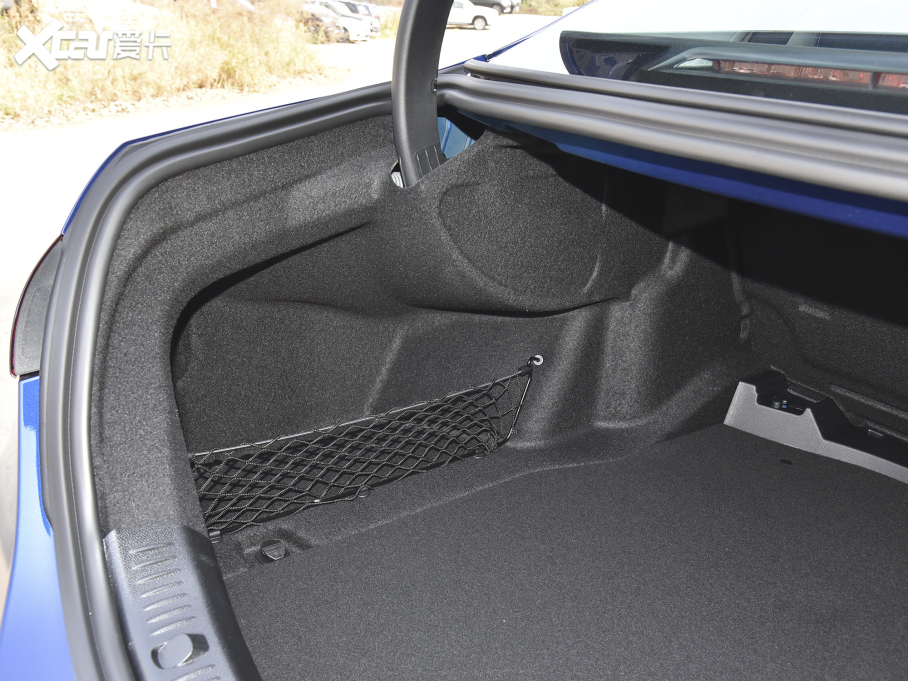 2022YE Ŀ E 300 L \ӕr