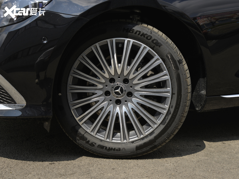 2022YE Ŀ E 300 L F