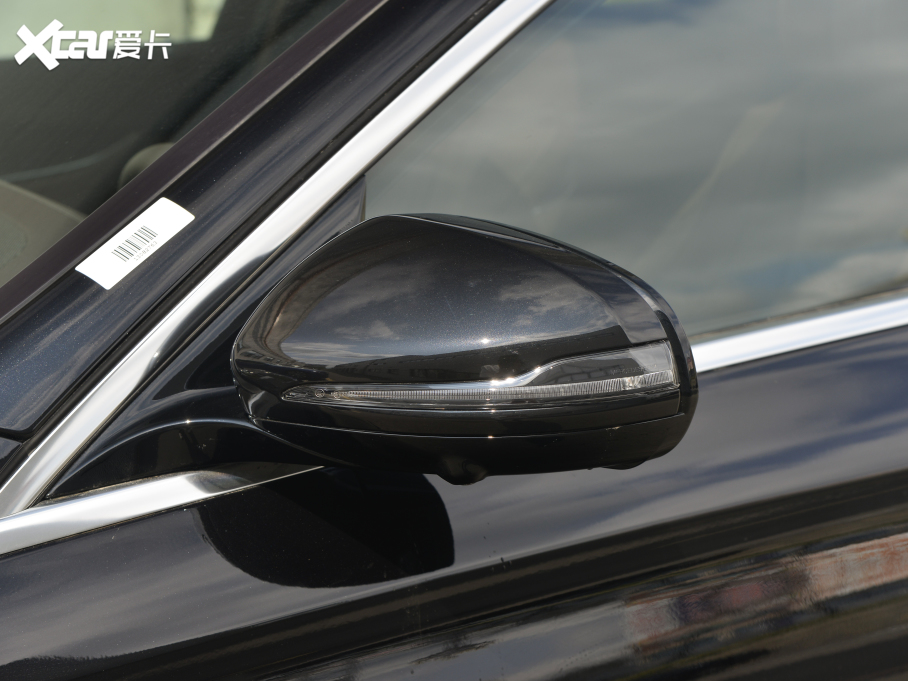 2022YE Ŀ E 300 L F