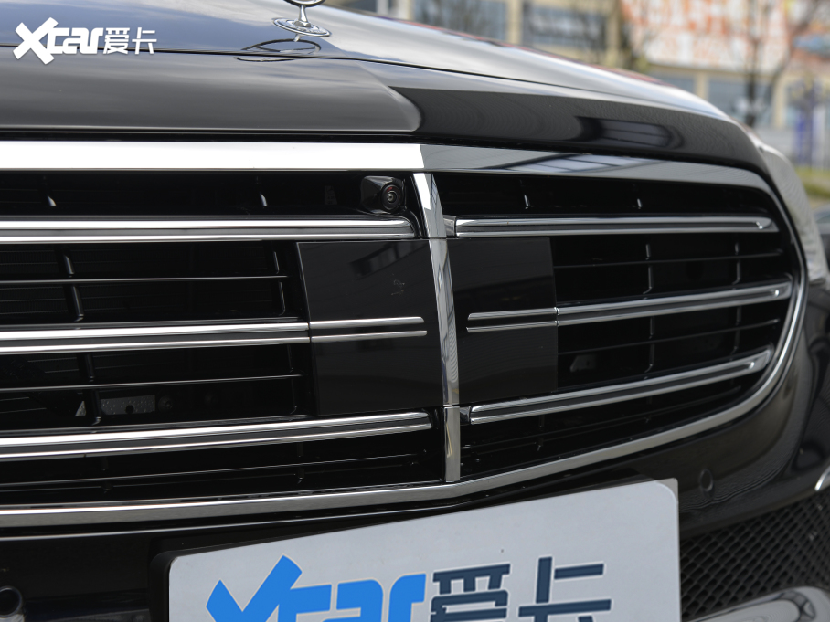 2022YE Ŀ E 300 L F