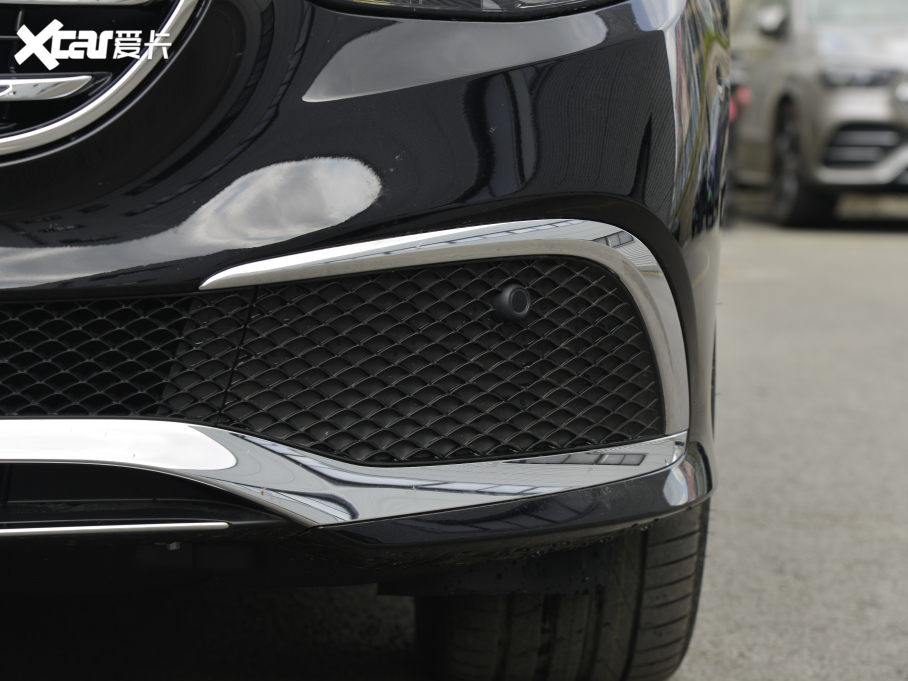 2022YE Ŀ E 300 L F