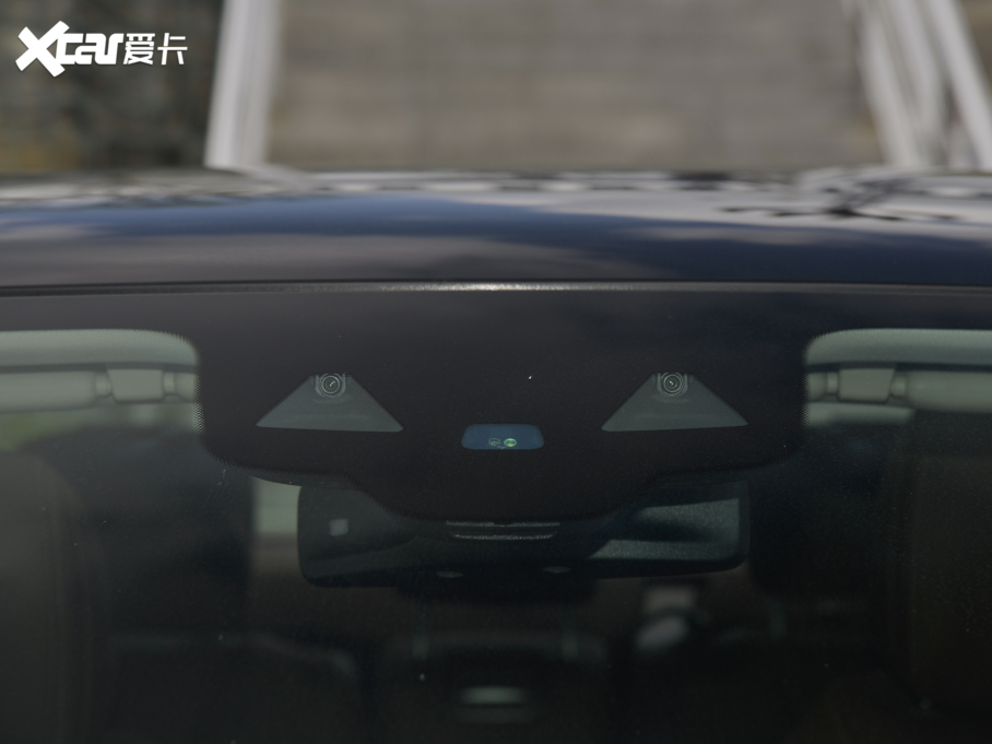 2022YE Ŀ E 300 L F