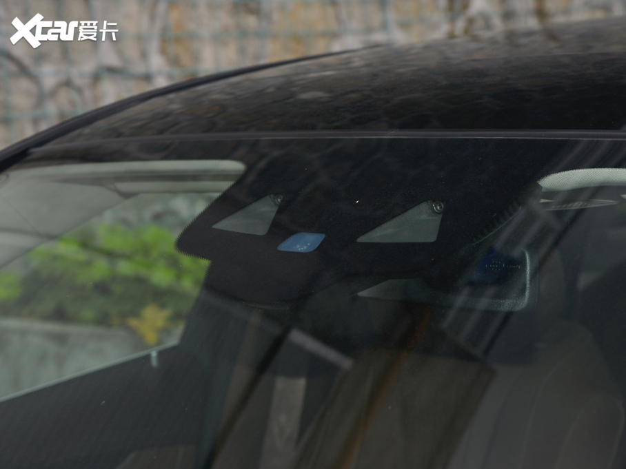 2022YE Ŀ E 300 L F