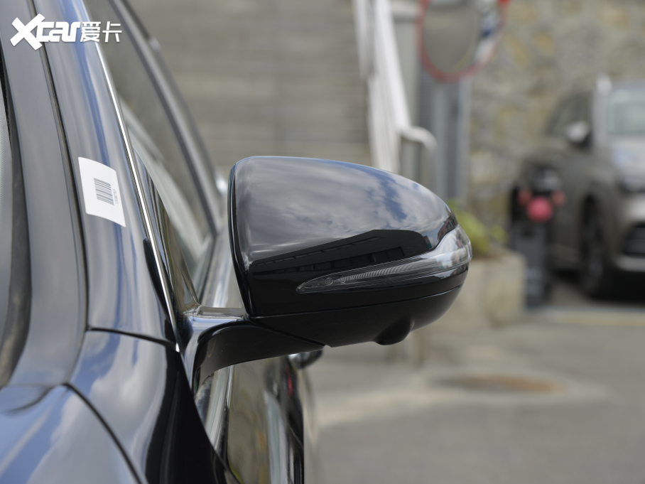 2022YE Ŀ E 300 L F