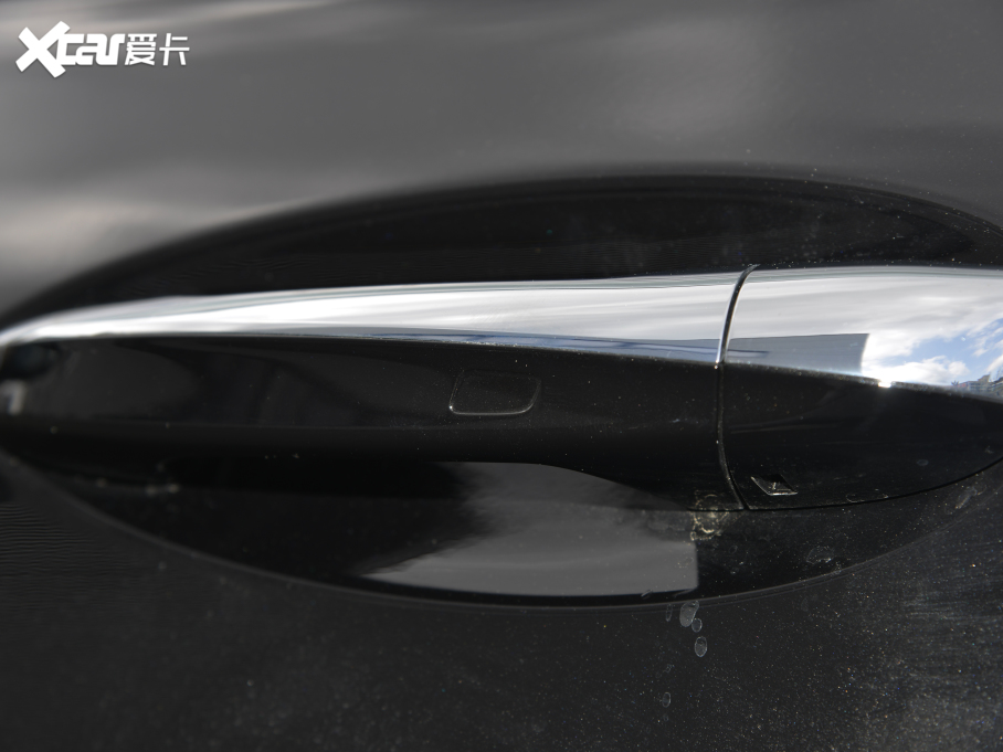 2022YE Ŀ E 300 L F