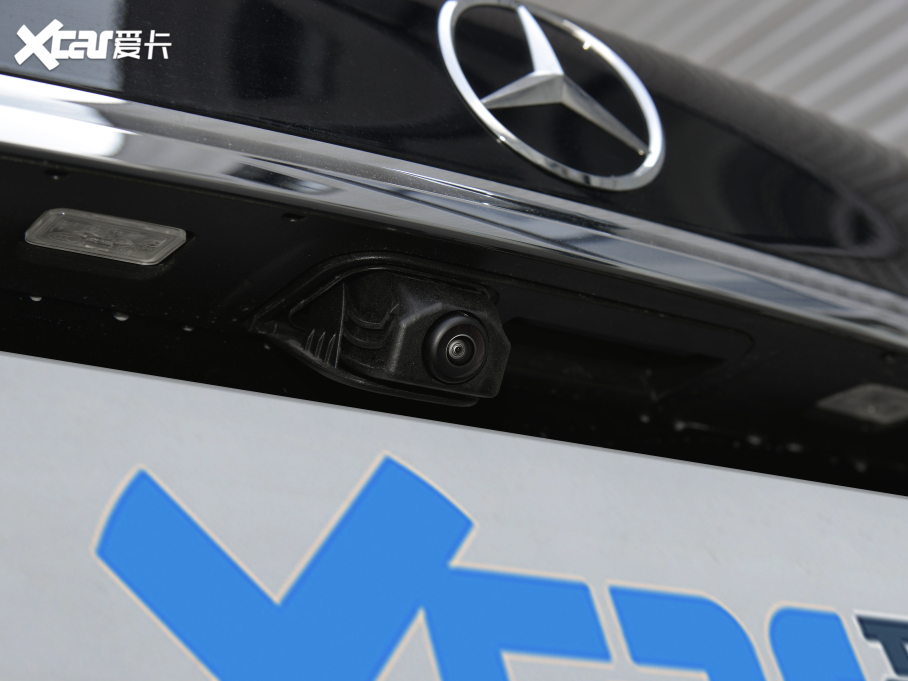 2022YE Ŀ E 300 L F