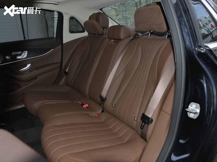 2022YE Ŀ E 300 L F